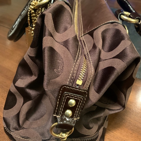 Coach monogram handbag - Picture 5 of 8